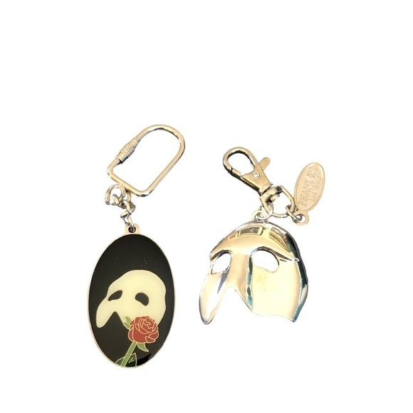 VTG Set of 2 Phantom Of The Opera Key Chains 1986/2006 Silver Half Mask - Picture 3 of 5